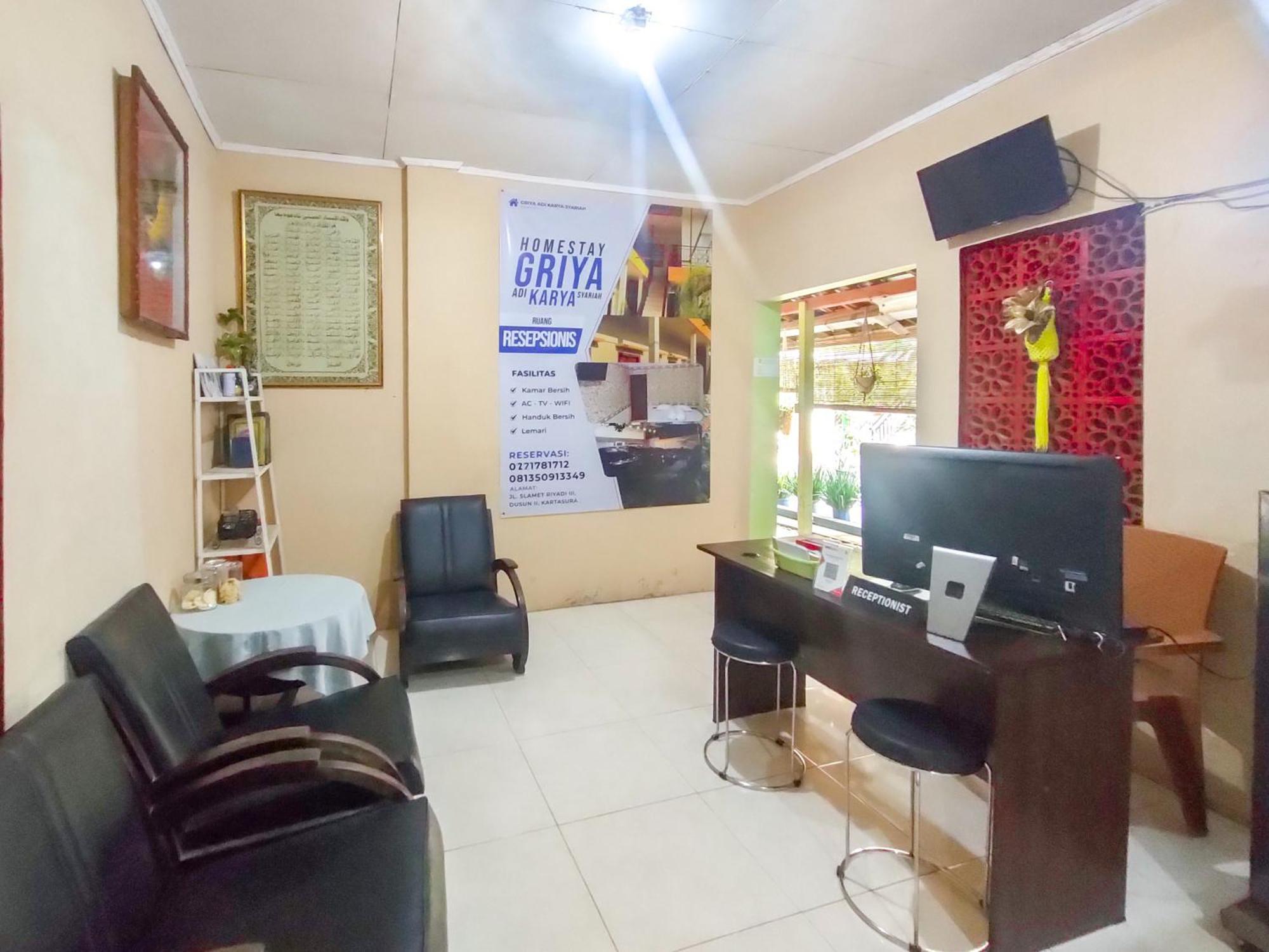 Reddoorz Syariah At Graha Adi Karya Kartasura Hotel Kartosuro Ngoại thất bức ảnh