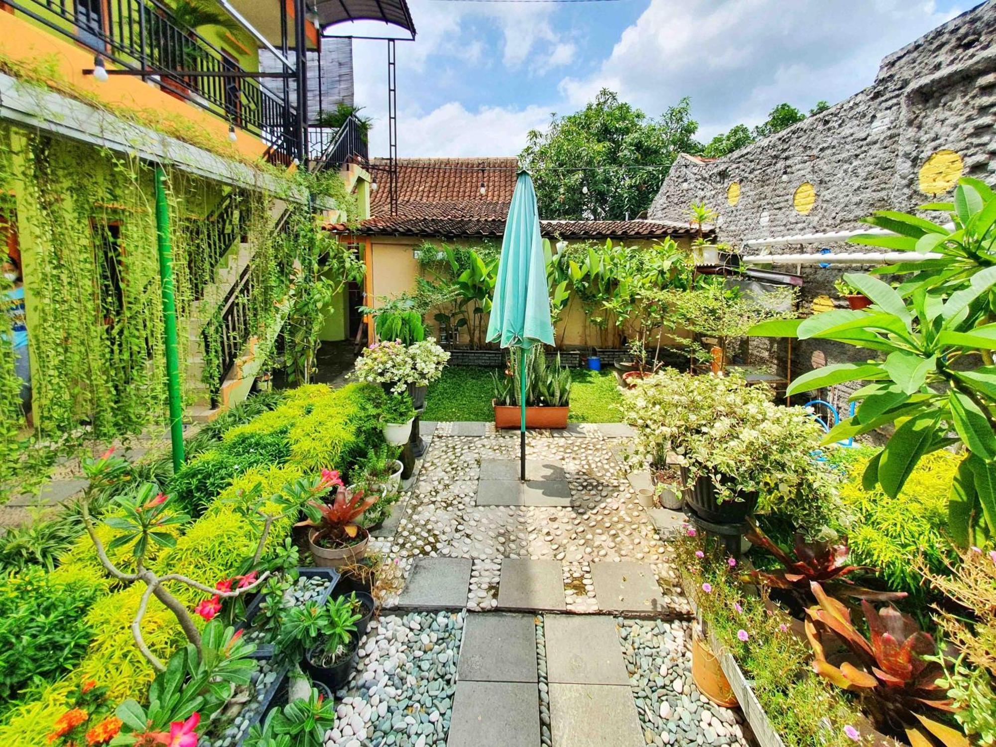 Reddoorz Syariah At Graha Adi Karya Kartasura Hotel Kartosuro Ngoại thất bức ảnh